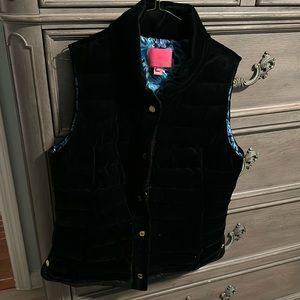 Lilly Pulitzer black velvety vest with zipper  and snap closure